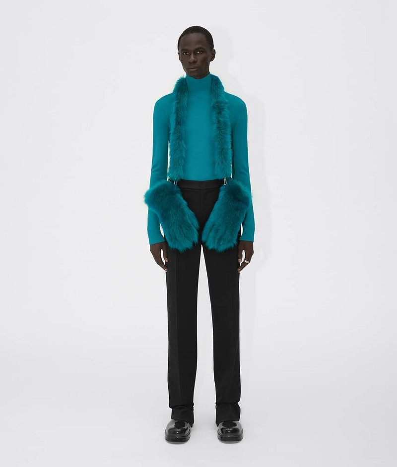 Bottega Veneta gloves outlook