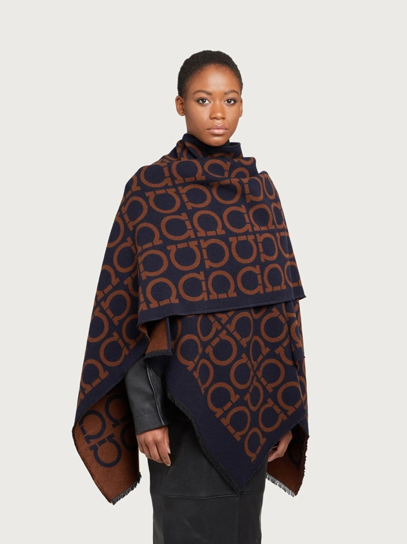 FERRAGAMO GANCINI PRINT CAPE outlook