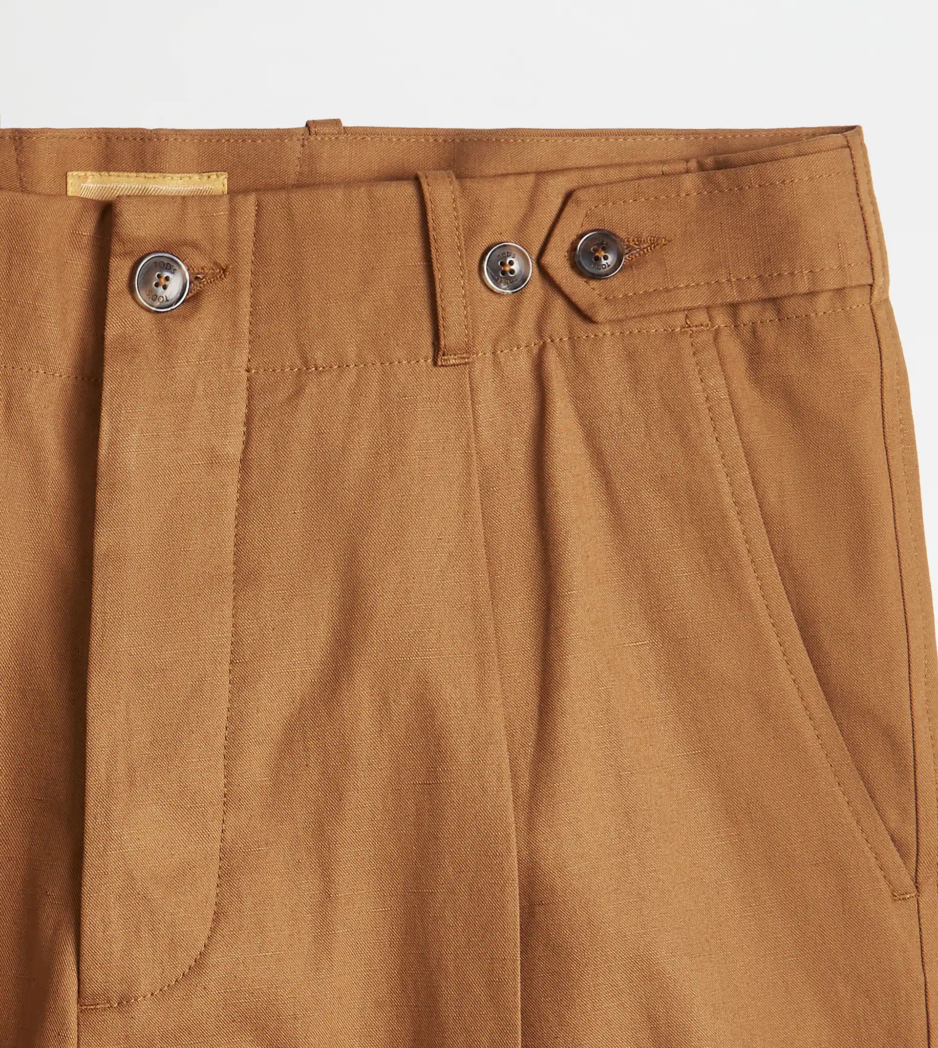 BERMUDA SHORTS WITH DARTS - BROWN - 6