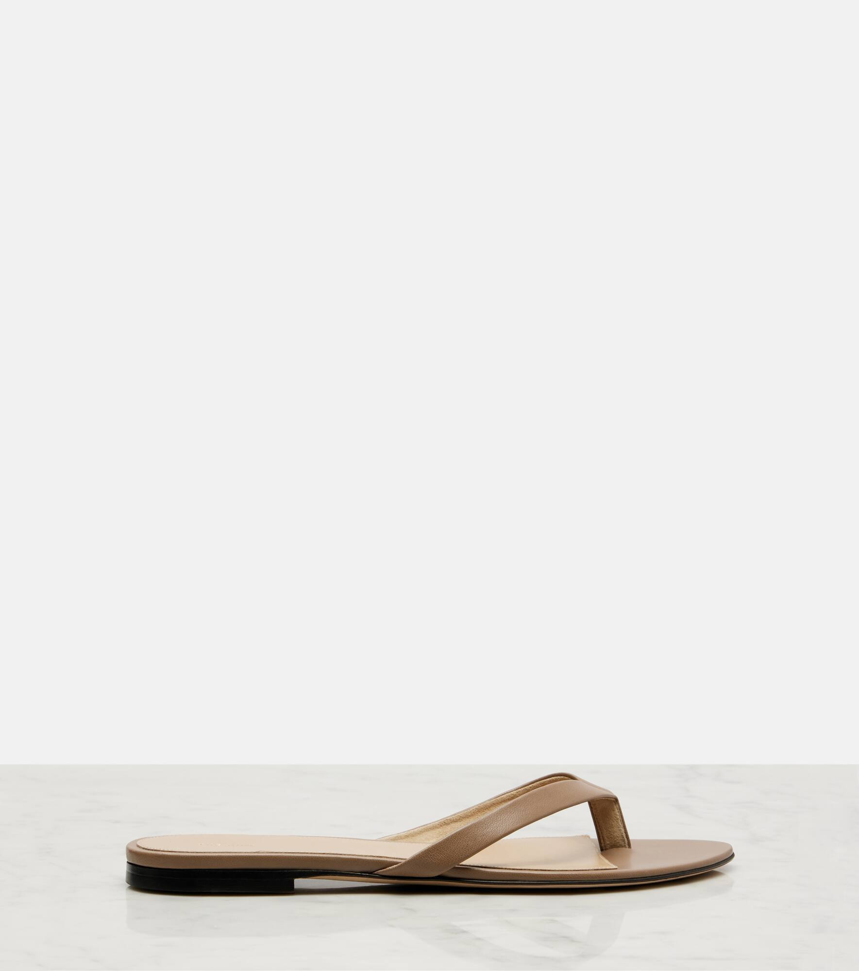 Sacha leather thong sandals - 4