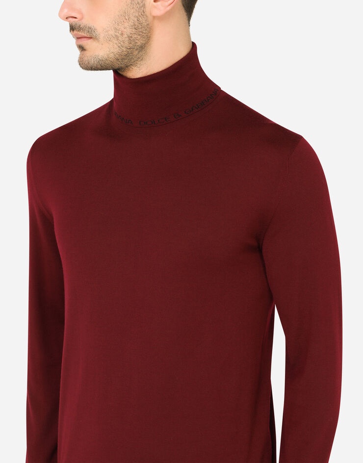 Wool turtle-neck sweater with jacquard logo - 5