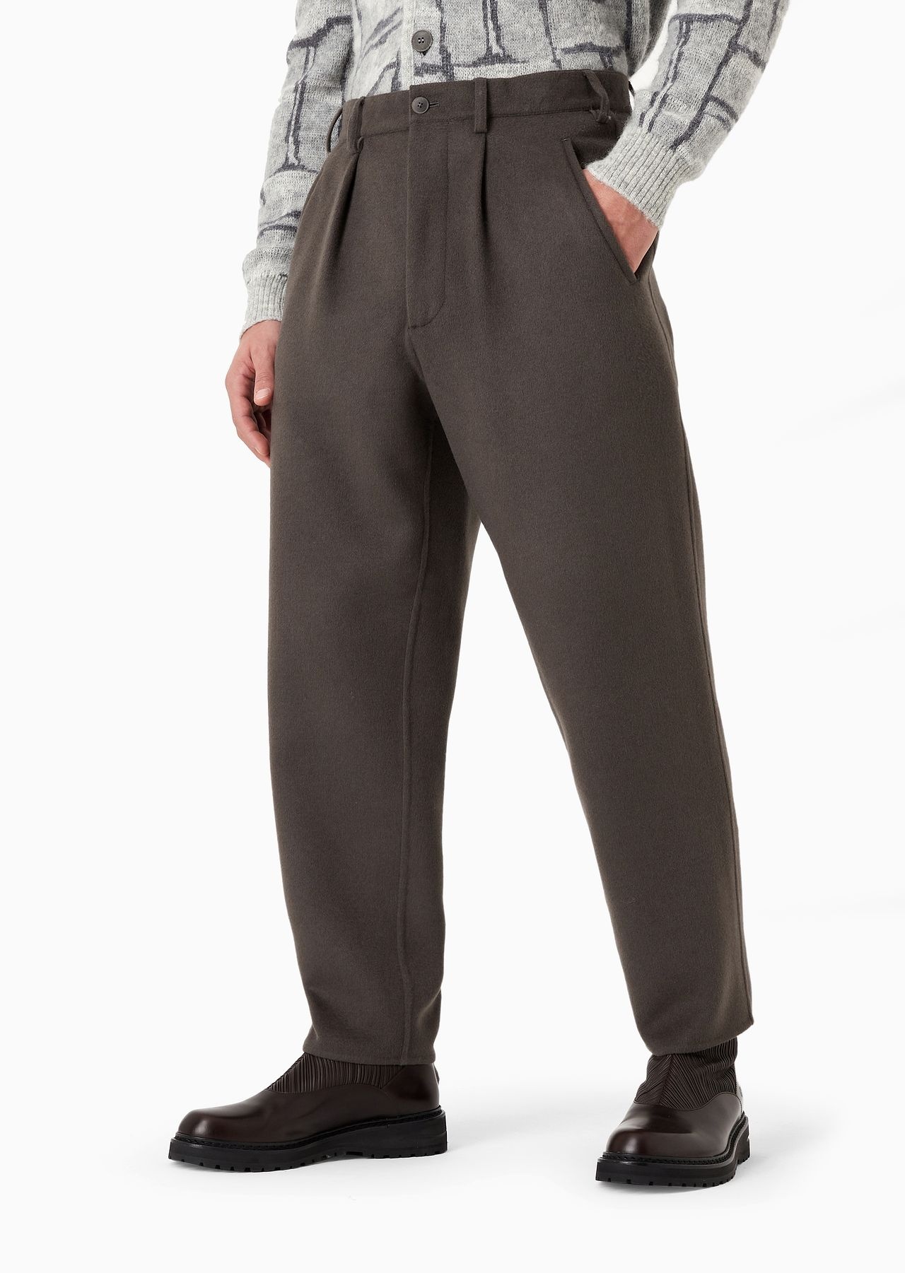 One-pleat trousers in double cashmere cloth - 2