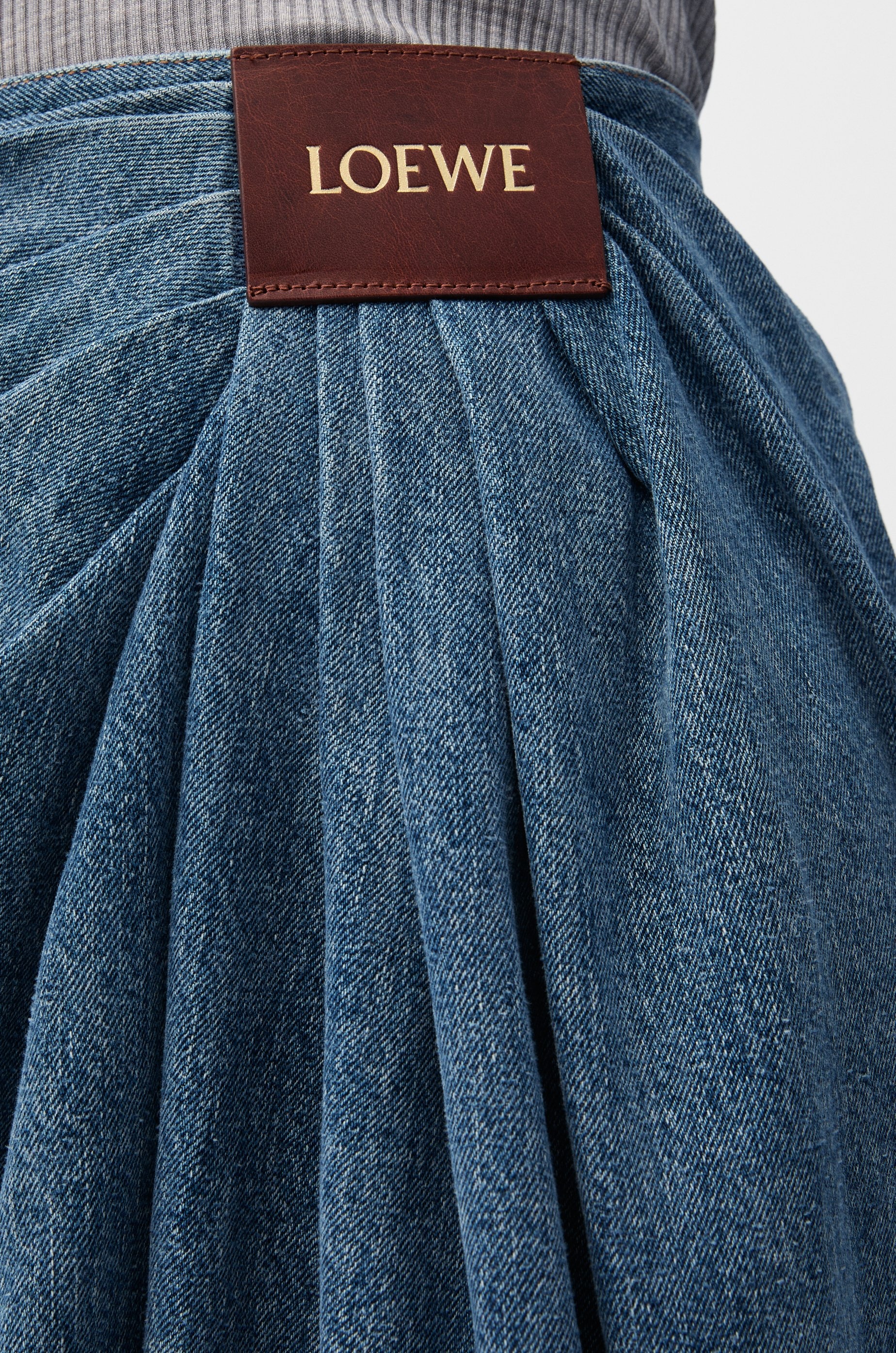 Draped jeans in denim - 5