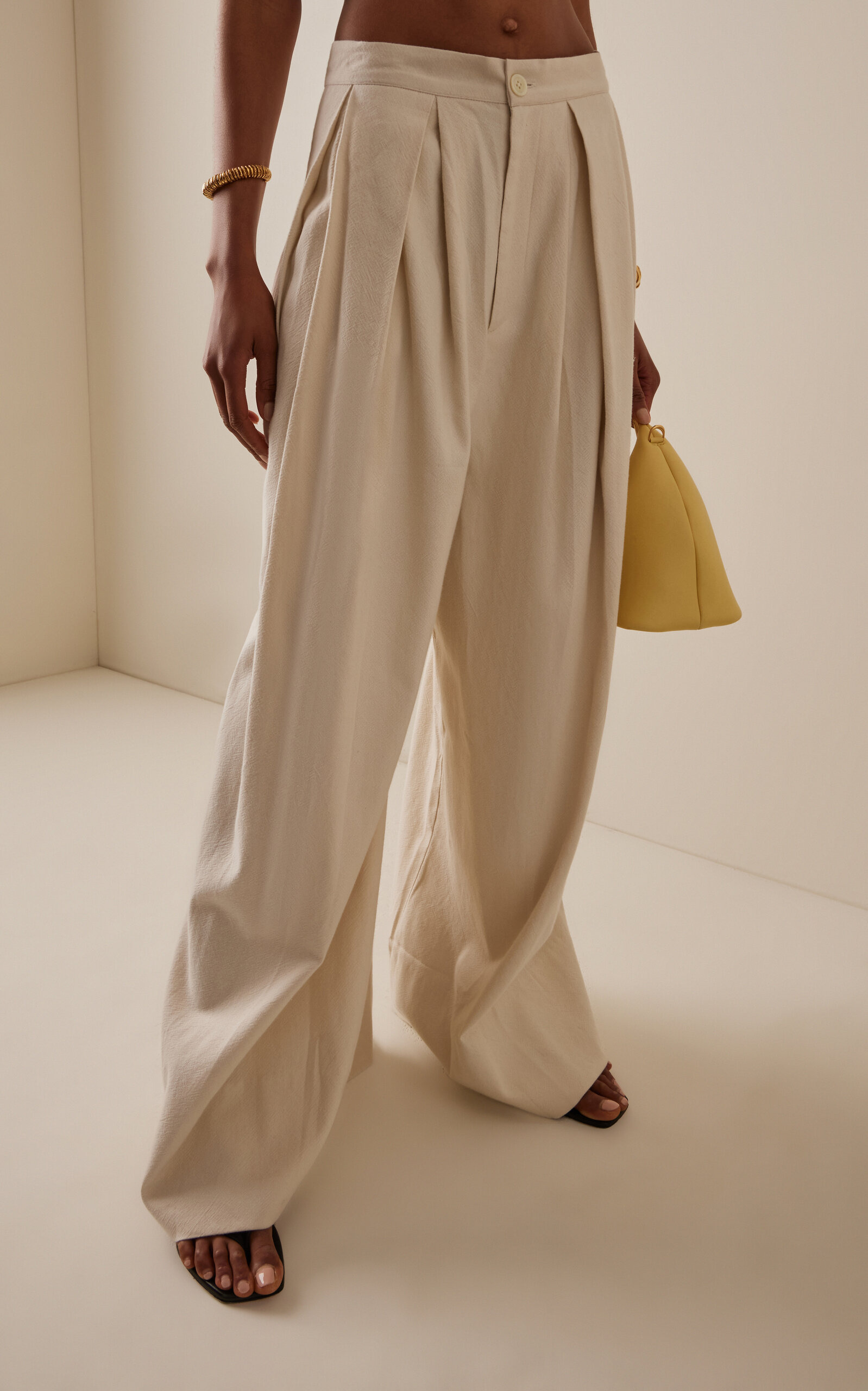 Exclusive The High-Waisted Pleated Cotton Trousers ivory - 3
