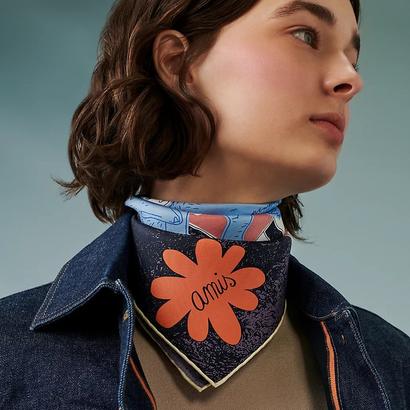 Hermès Amis pour la Vie scarf 45 outlook