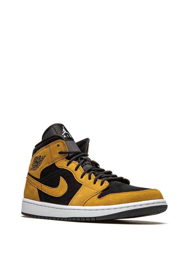 Jordan Air Jordan 1 Mid SE "Desert Ochre" sneakers outlook
