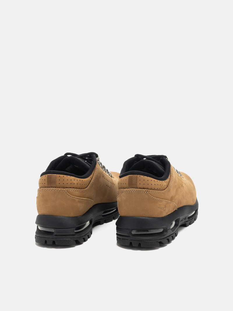 Nike Air Max Goadome Low SP Taupe/University Red outlook