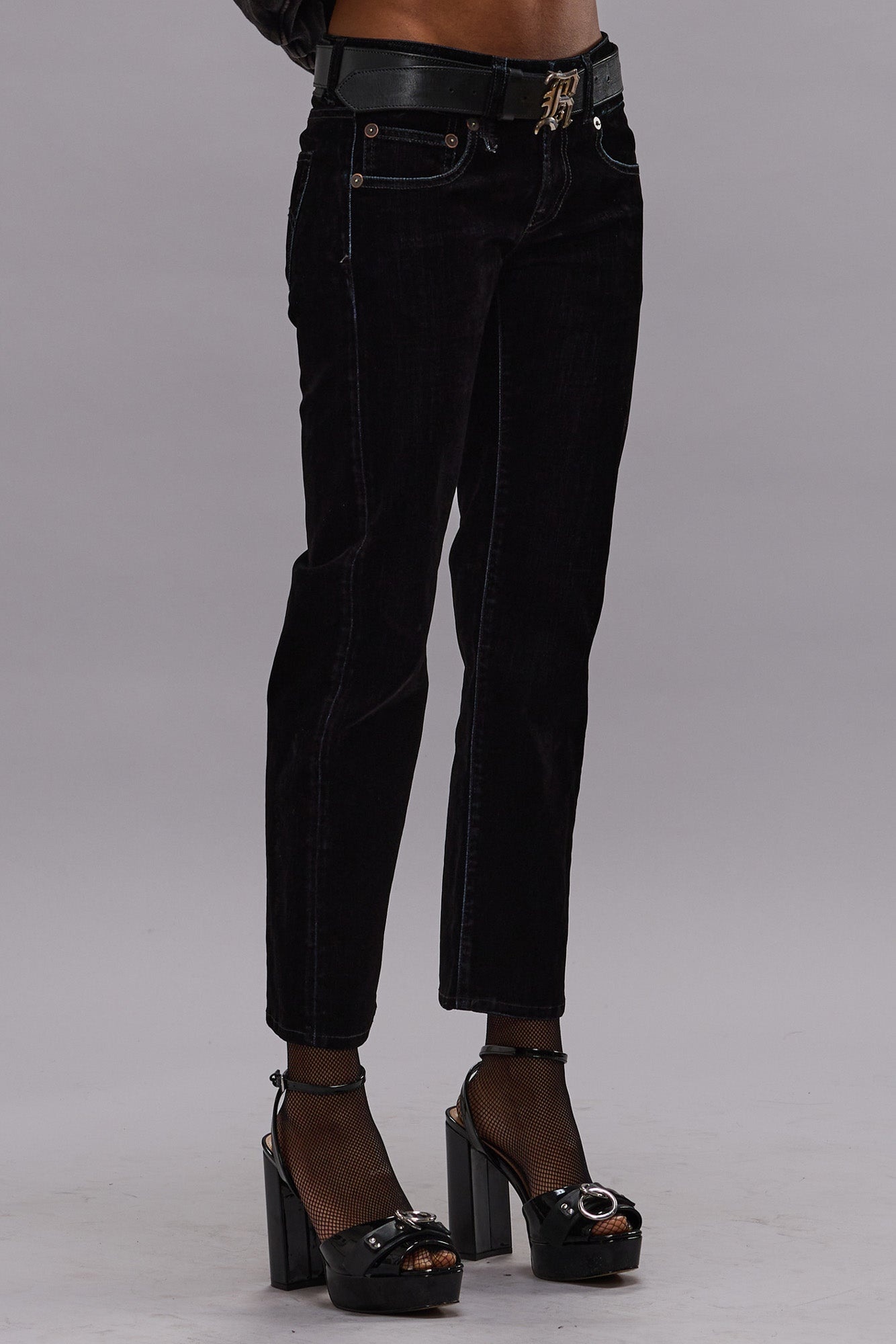 BOY STRAIGHT - FLOCKED BLACK - R13 - 5
