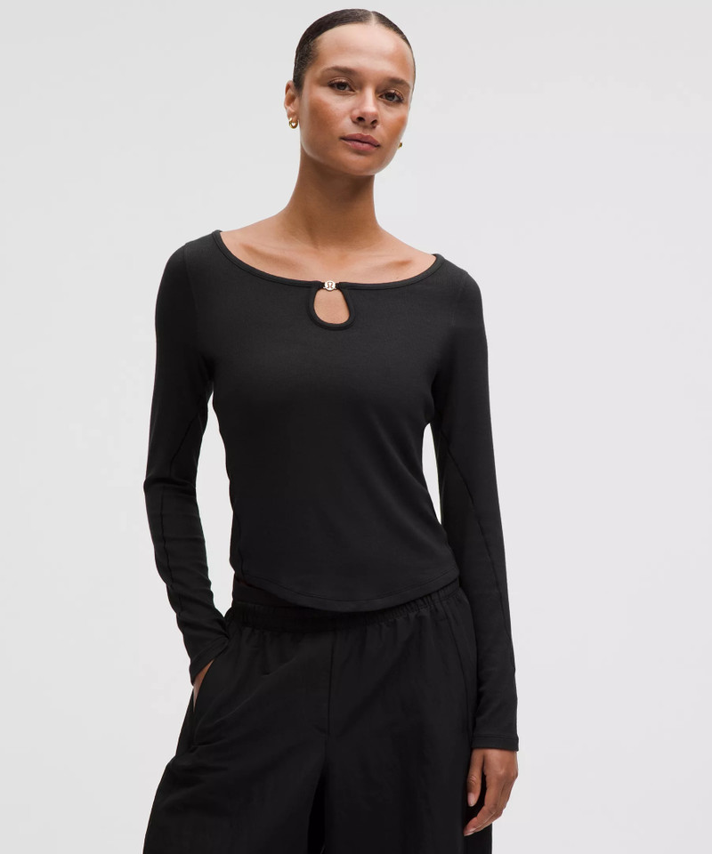 Hold Tight Keyhole Neck Long-Sleeve Shirt *Charm 1