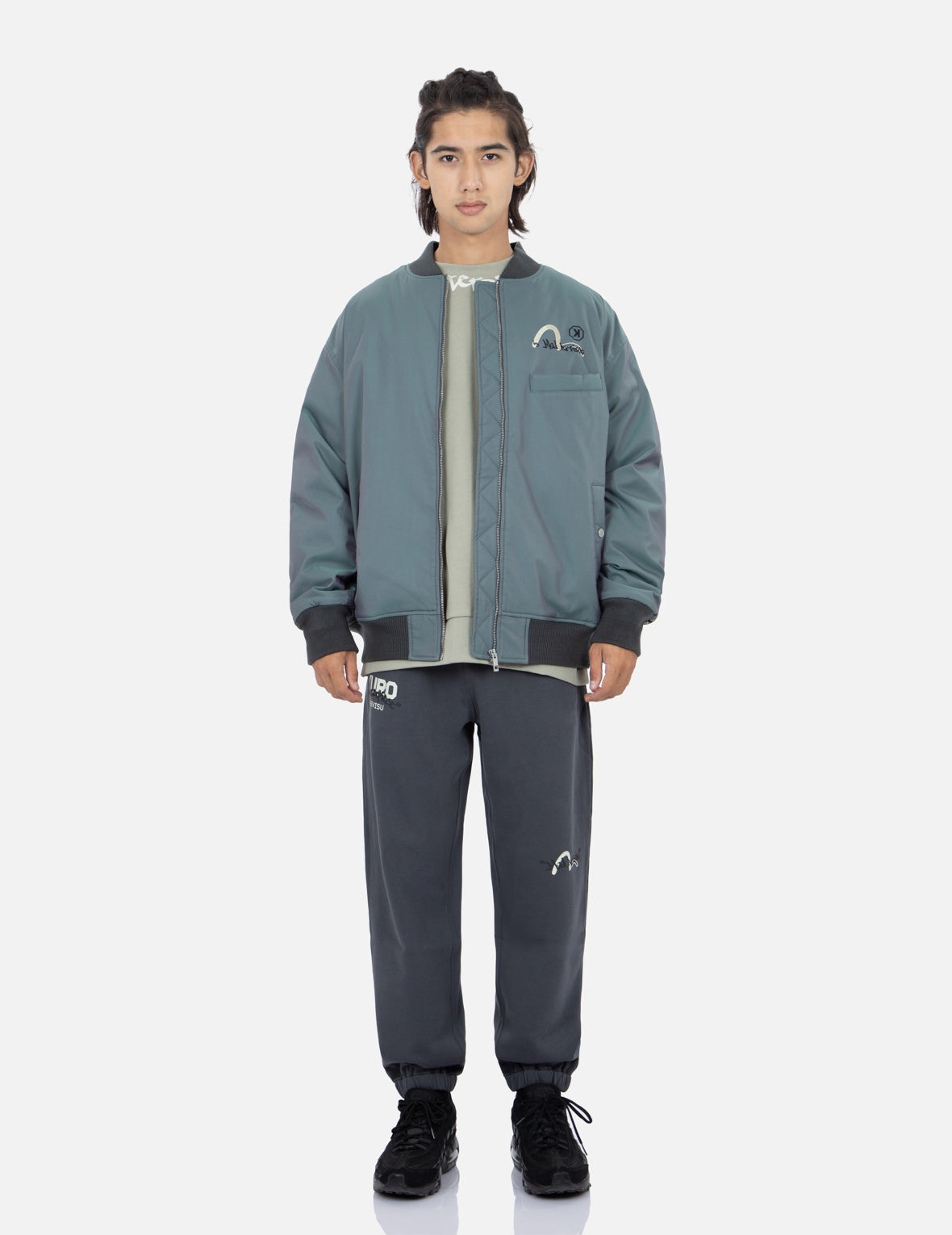 Gradient Kamon Embroidery Bomber Jacket - 6