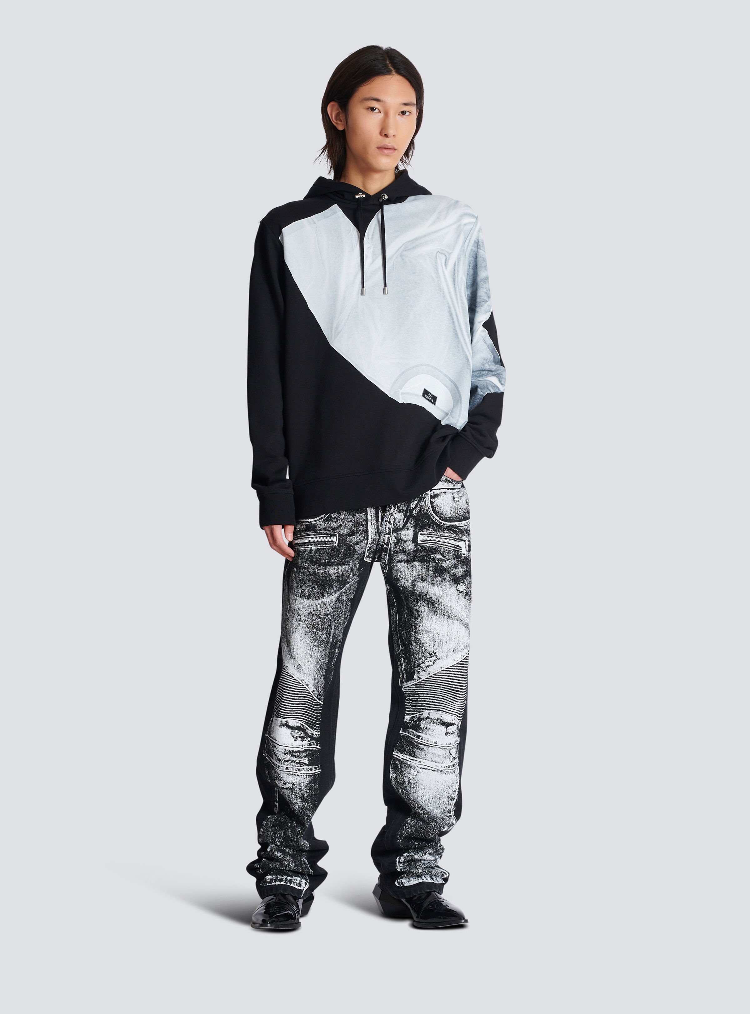 Hoodie with T-shirt print - 2