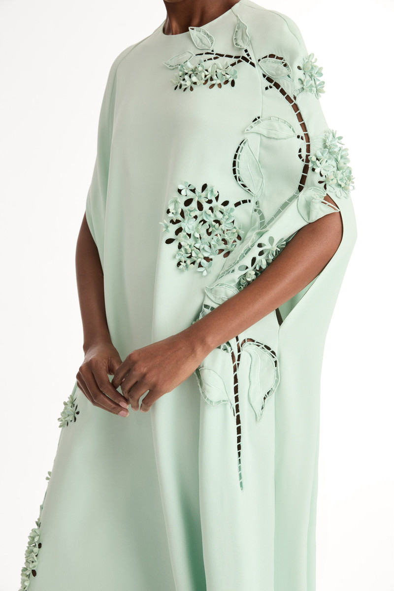 PORCELAIN FLOWER CUTOUT CAFTAN 5