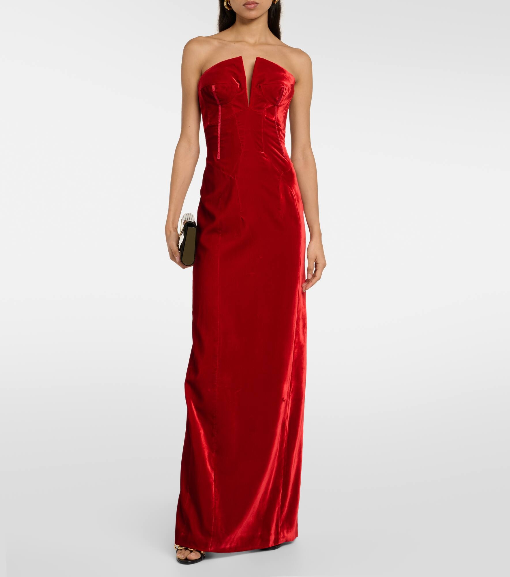 Strapless velvet gown - 2