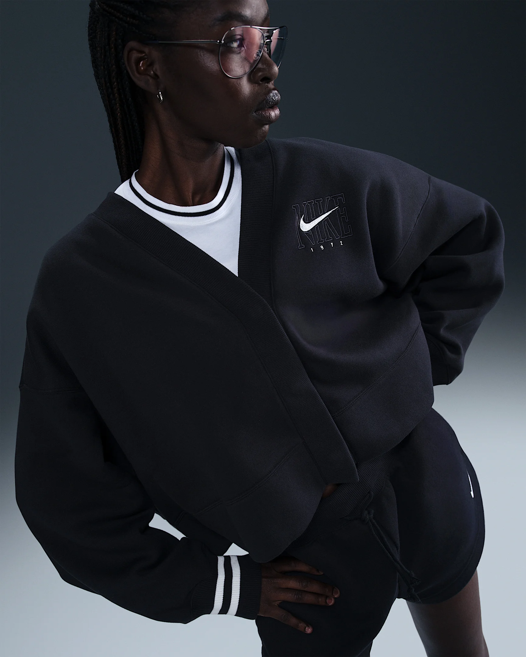 Nike Sportswear Phoenix Fleece Women's Over-Oversized Graphic Cardigan - 1
