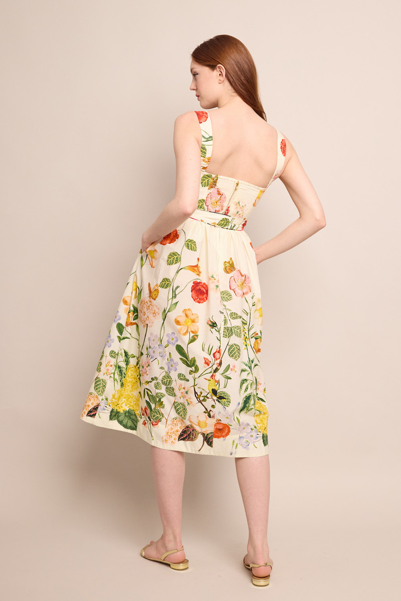 Candace Dress Radiant Sophistication in Every Detail 4