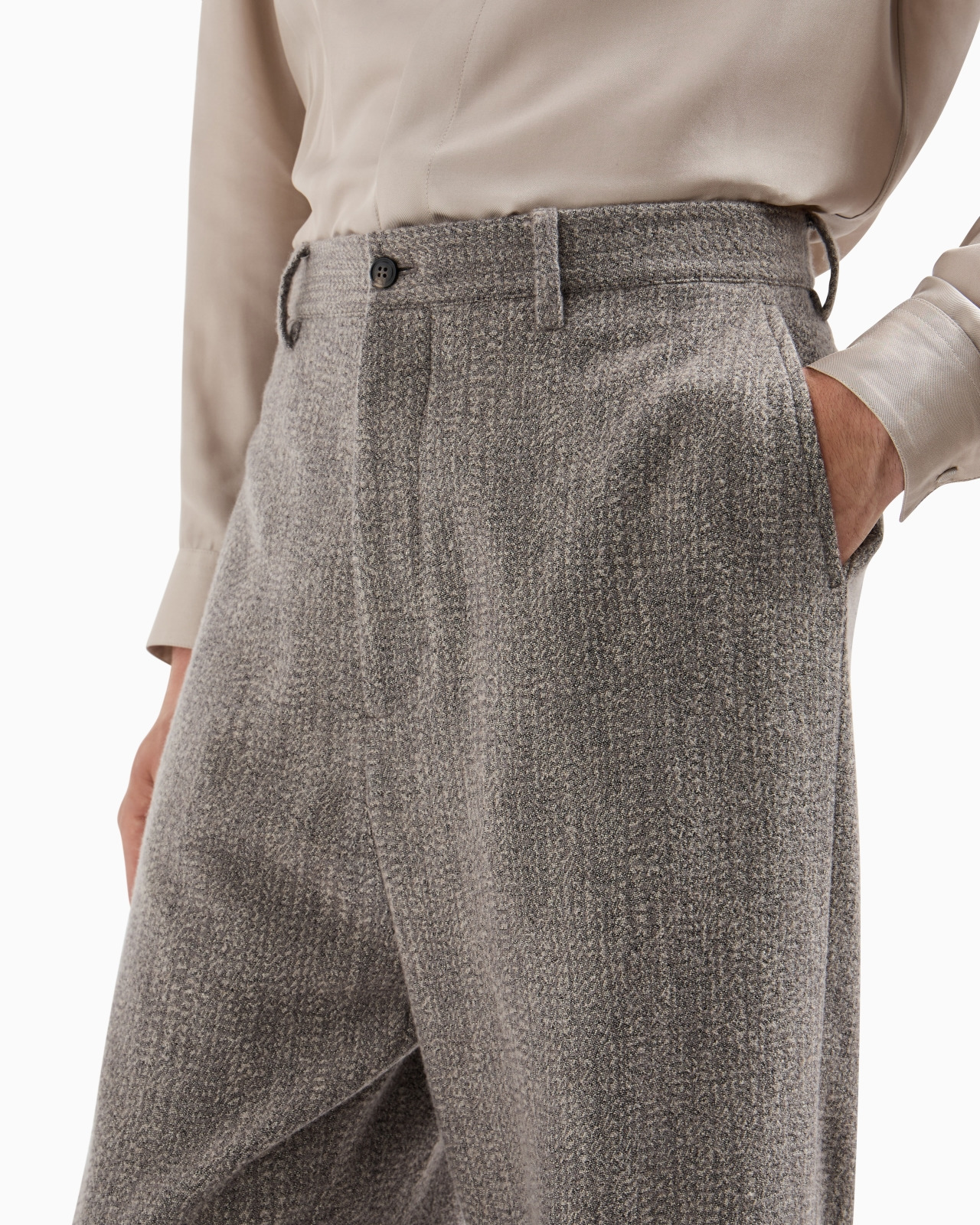FLAT-FRONT TROUSERS IN A VISCOSE AND WOOL-BLEND JACQUARD - 5