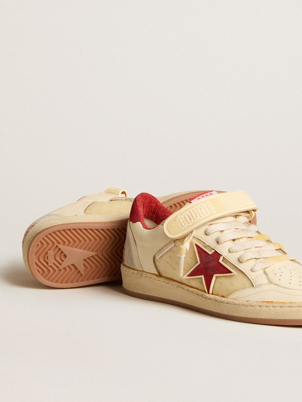 Women’s Ball Star LAB in cream-colored nappa with red suede star - 3
