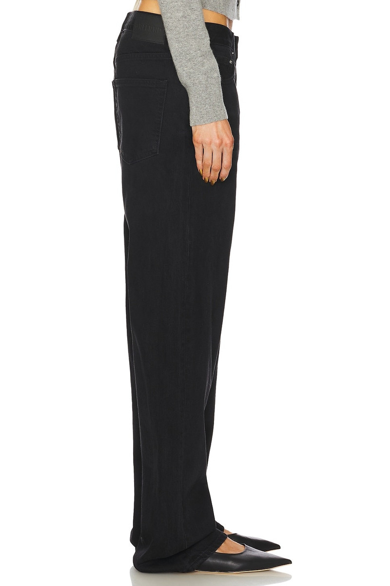 GRLFRND Bella Low Rise Boyfriend outlook
