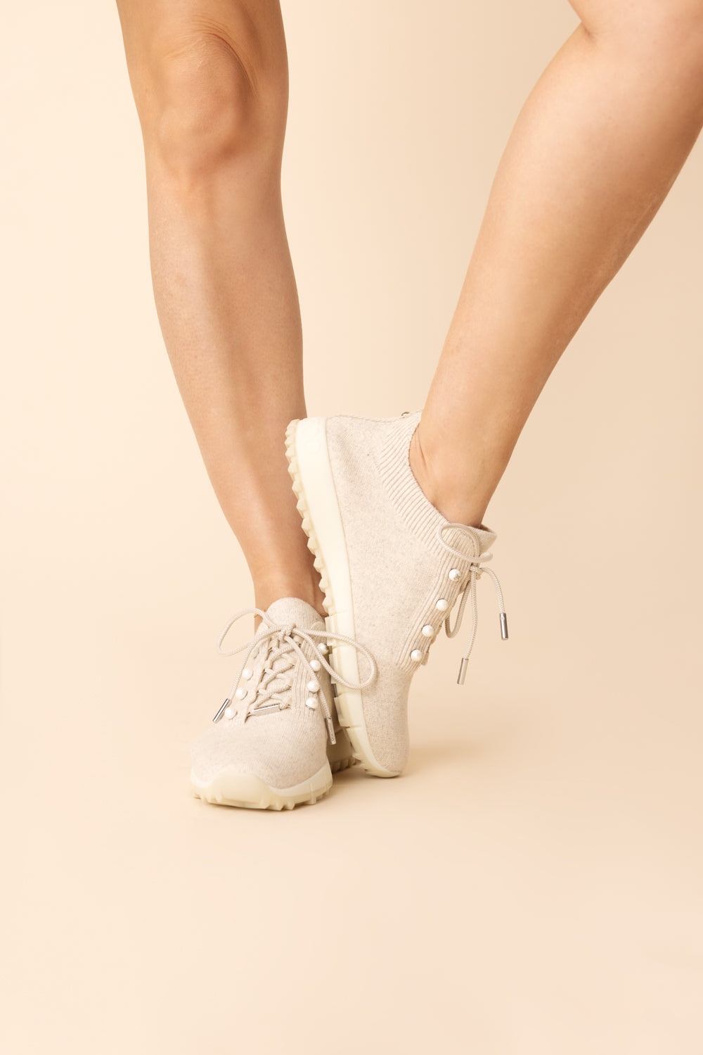 【Jimmy Choo】Veles バンブー カシミール・ニットスニーカー Veles | Bamboo Cashmere Knit Trainer | JIMMY CHOO