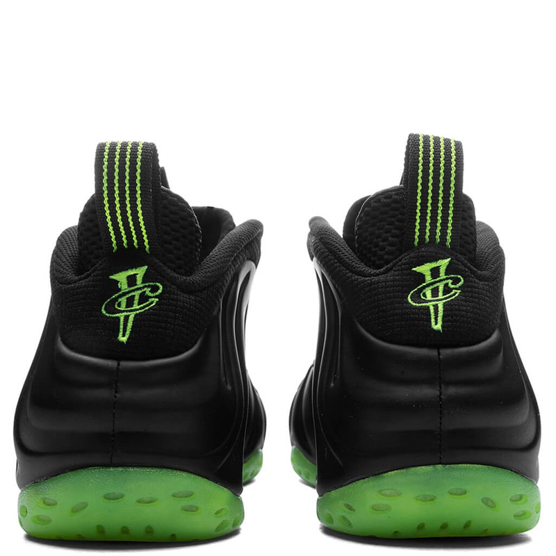 Nike AIR FOAMPOSITE ONE - BLACK/VOLT outlook