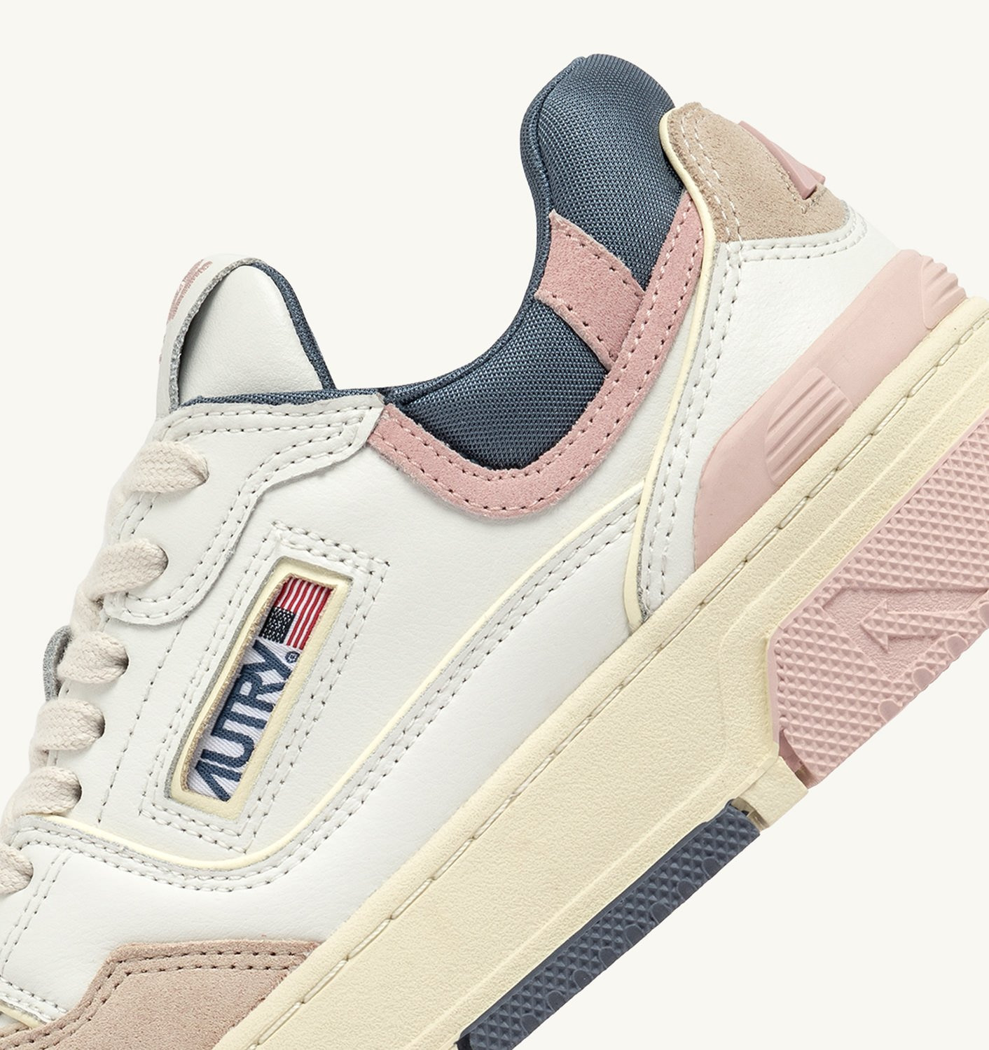 CLC LOW SNEAKERS IN WHITE AND PEACH WHIP LEATHER SUEDE - 6