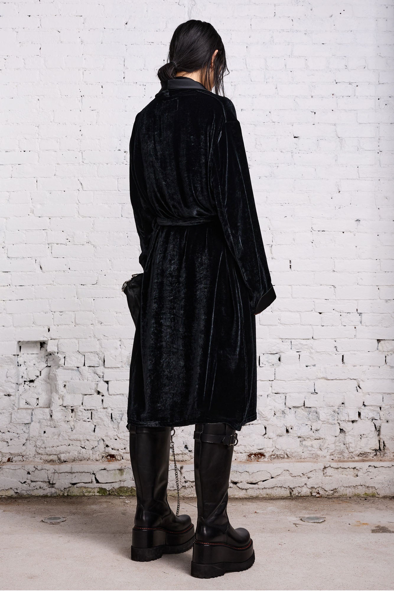 PIPED SMOKING ROBE - BLACK VELVET - 4