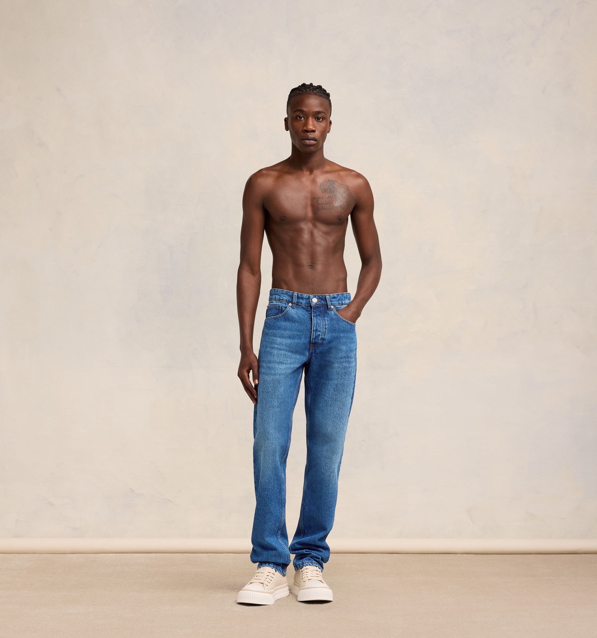 Classic Fit Jeans - 3