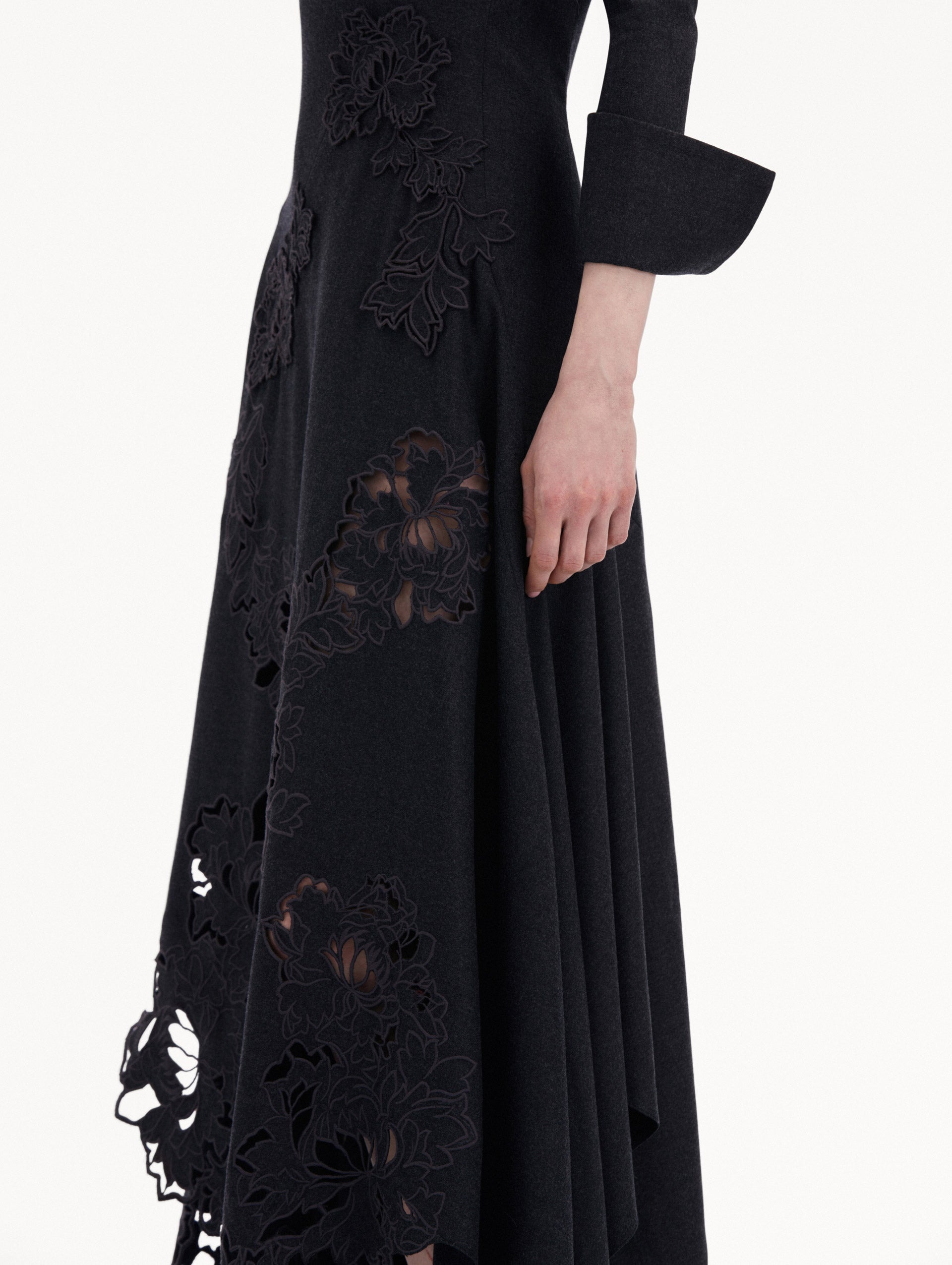 PEONY GUIPURE APPLIQUÉ DRESS - 5