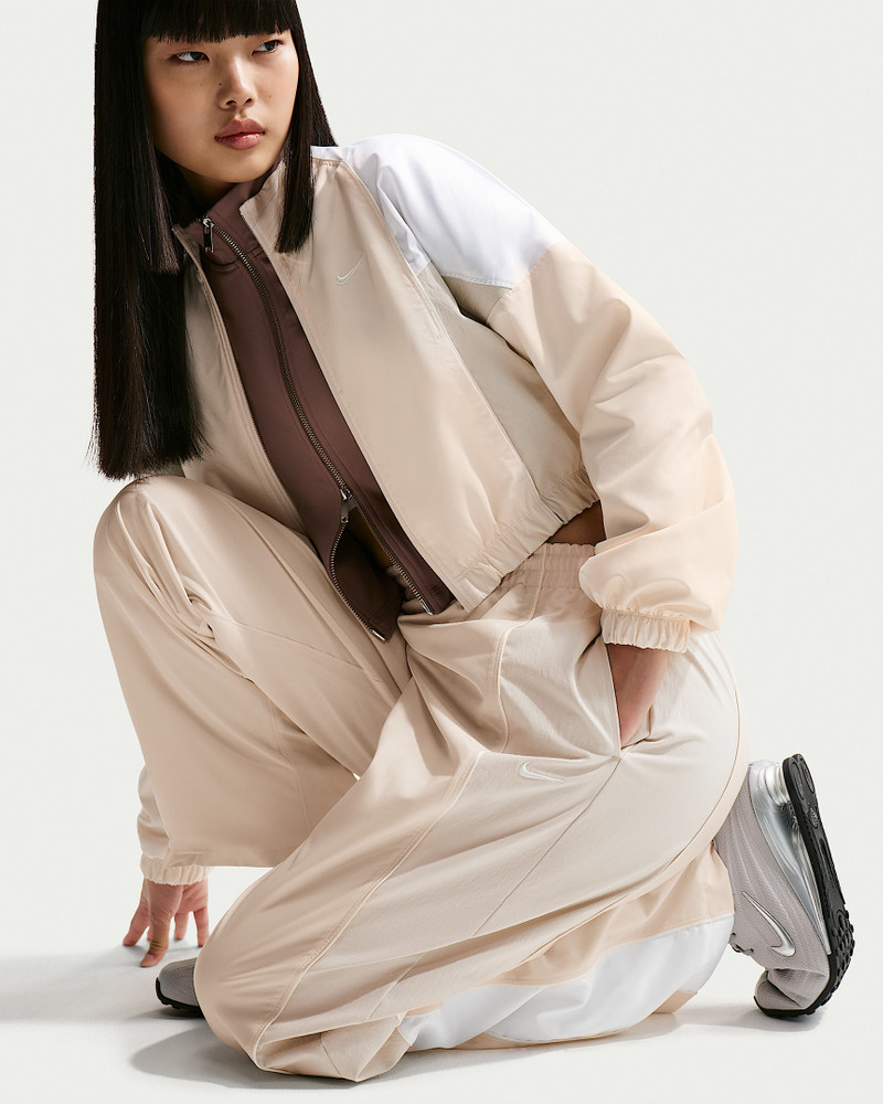 Nike Sportswear Women's Oversized Mid-Rise Track Pants 4