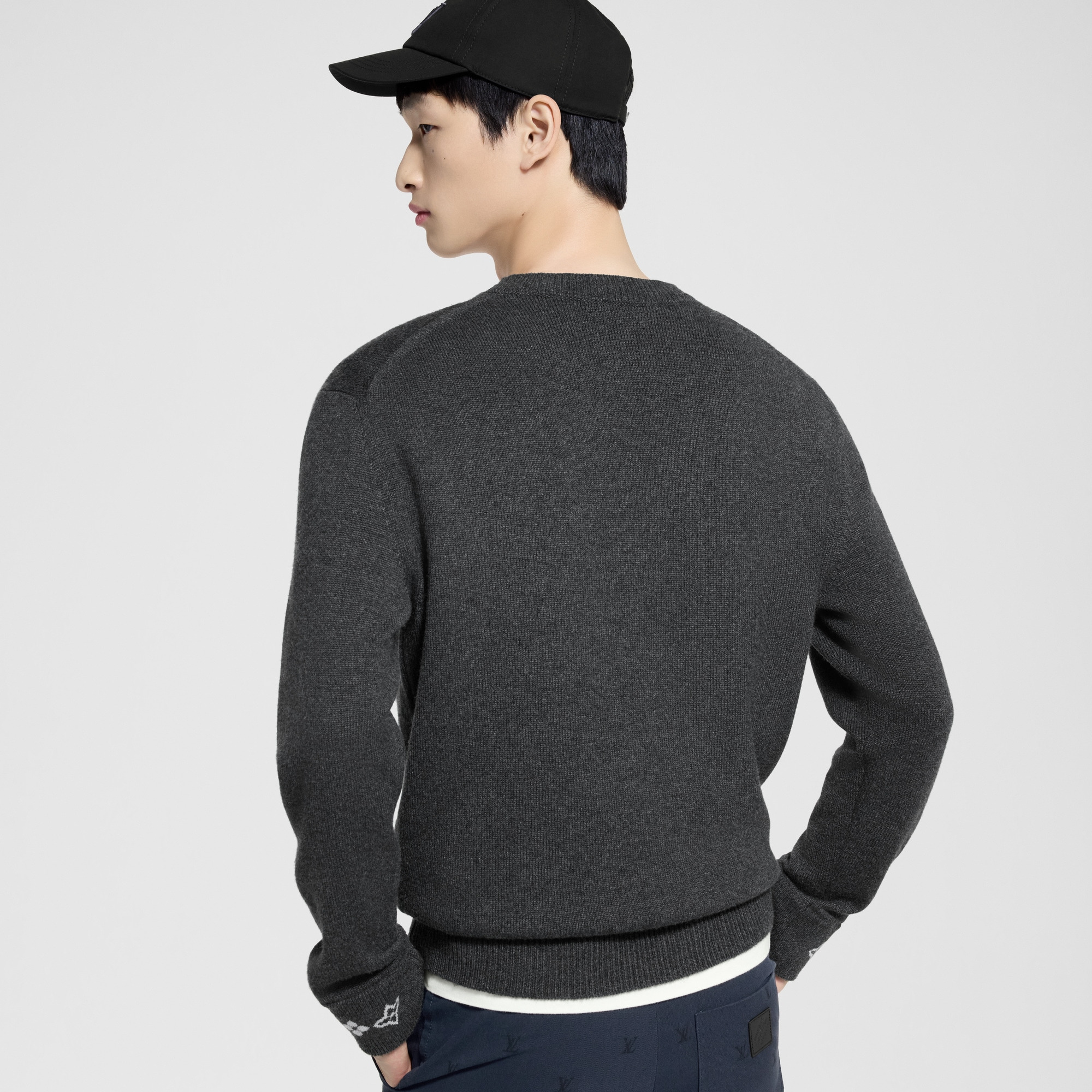 Cashmere Pullover - 5