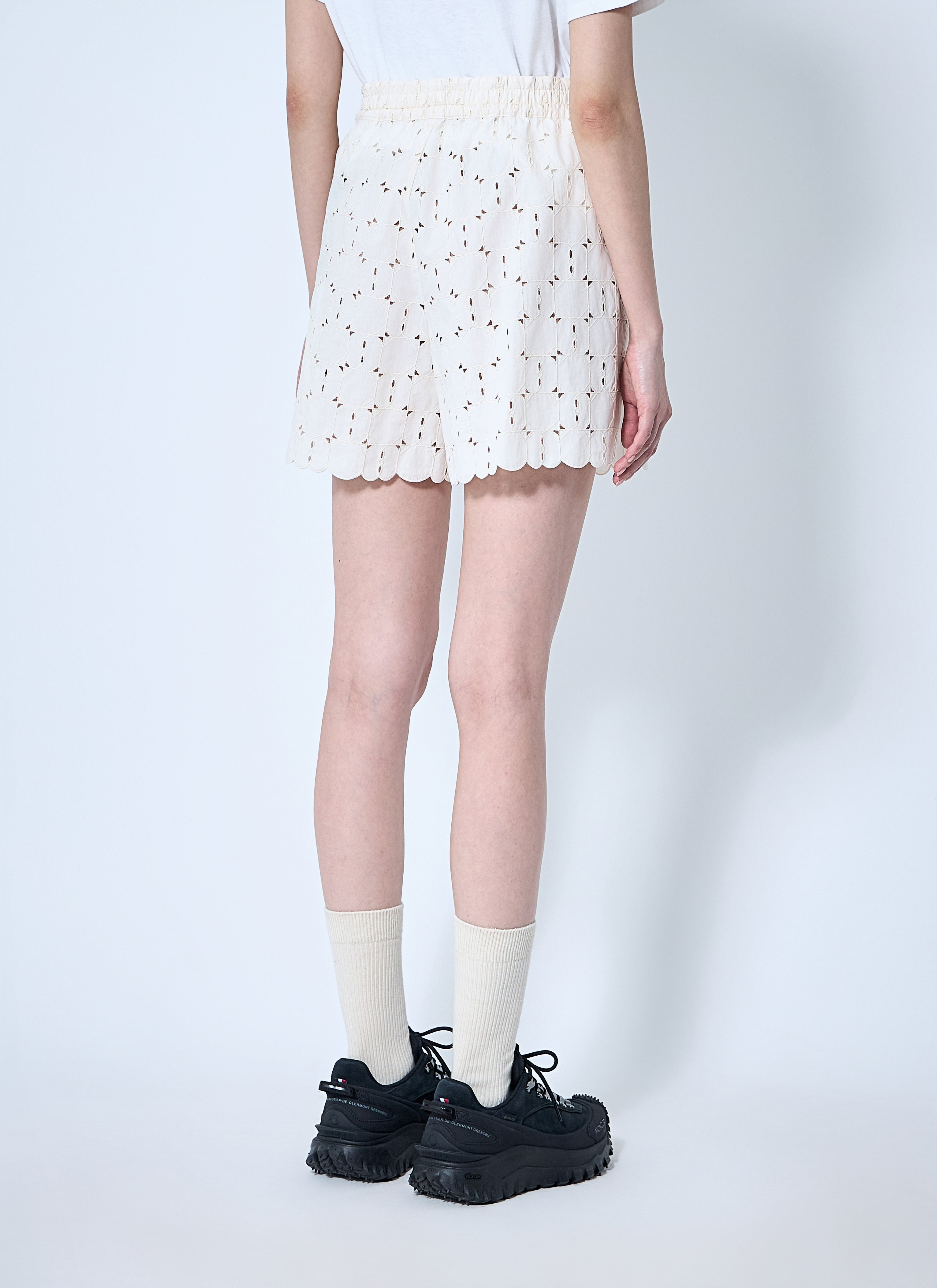 Moncler Women Logo Patch Shorts - 4