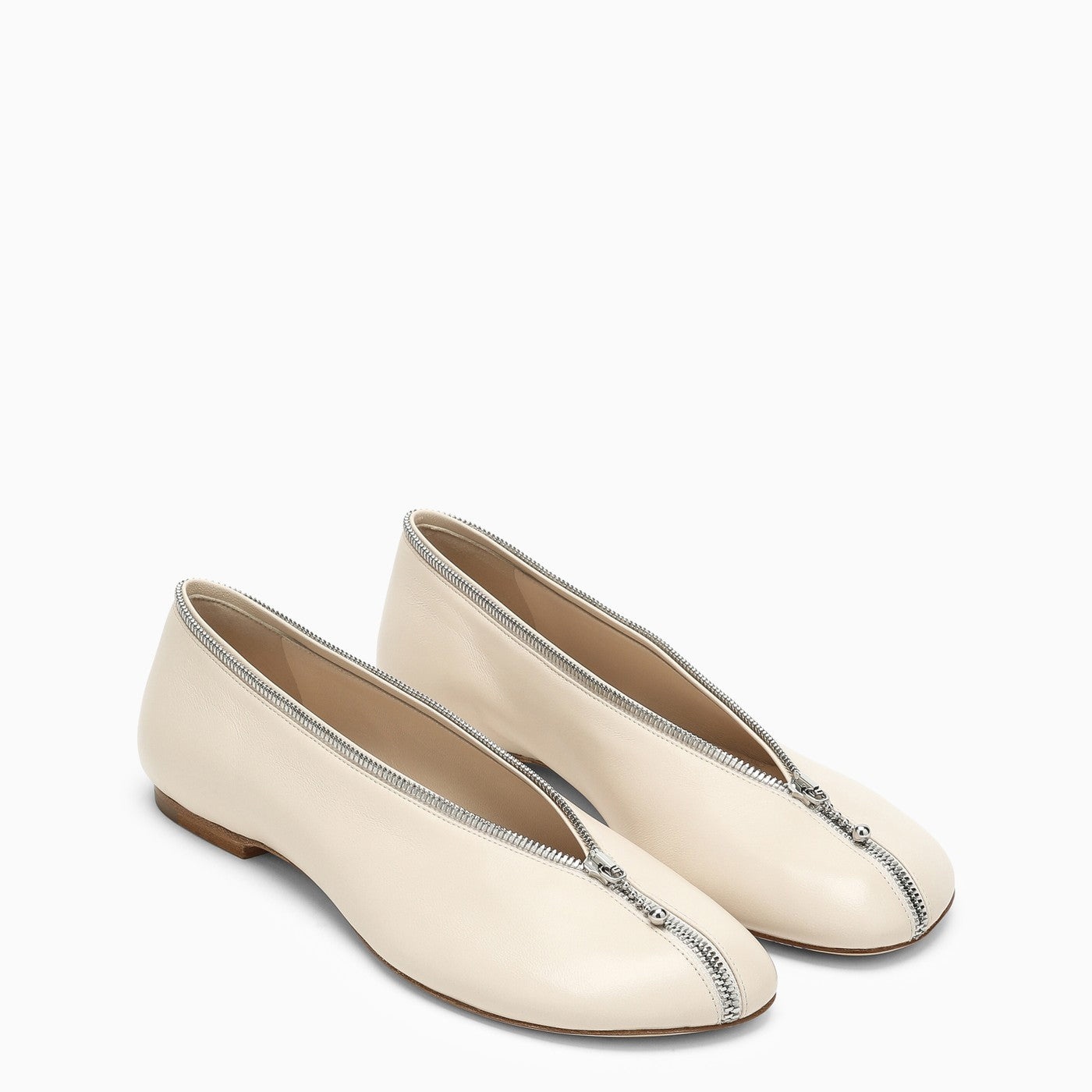 Burberry Burberry Sadler Ballerina With Light Beige Leather