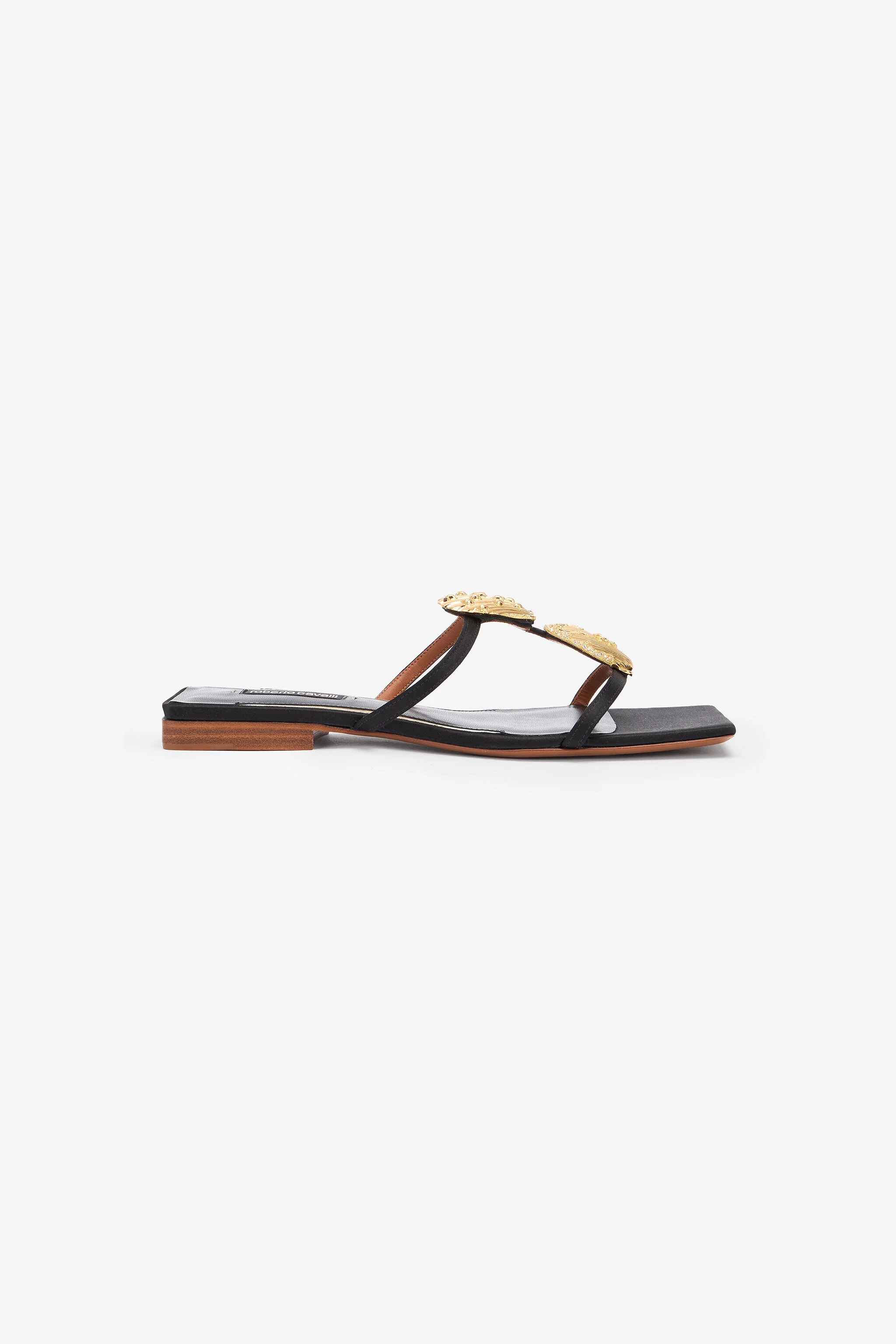 Flat Sandals With Golden Shells - 1