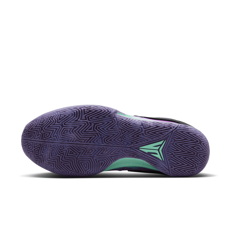 Nike Nike Men's Ja 1 "Christmas" Basketball Shoes outlook