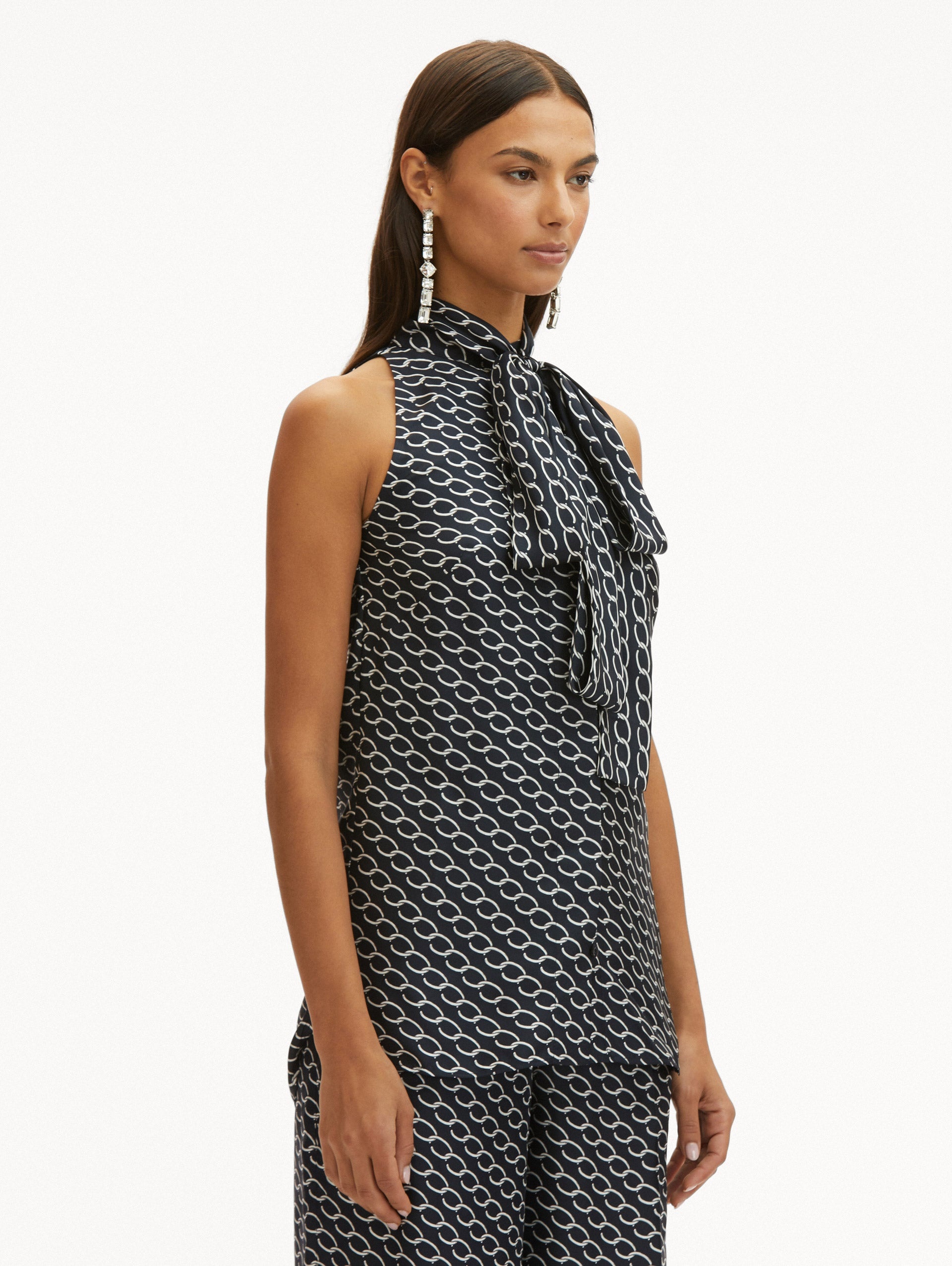 SMALL OSCAR CHAIN-LINK SLEEVELESS BLOUSE - 5