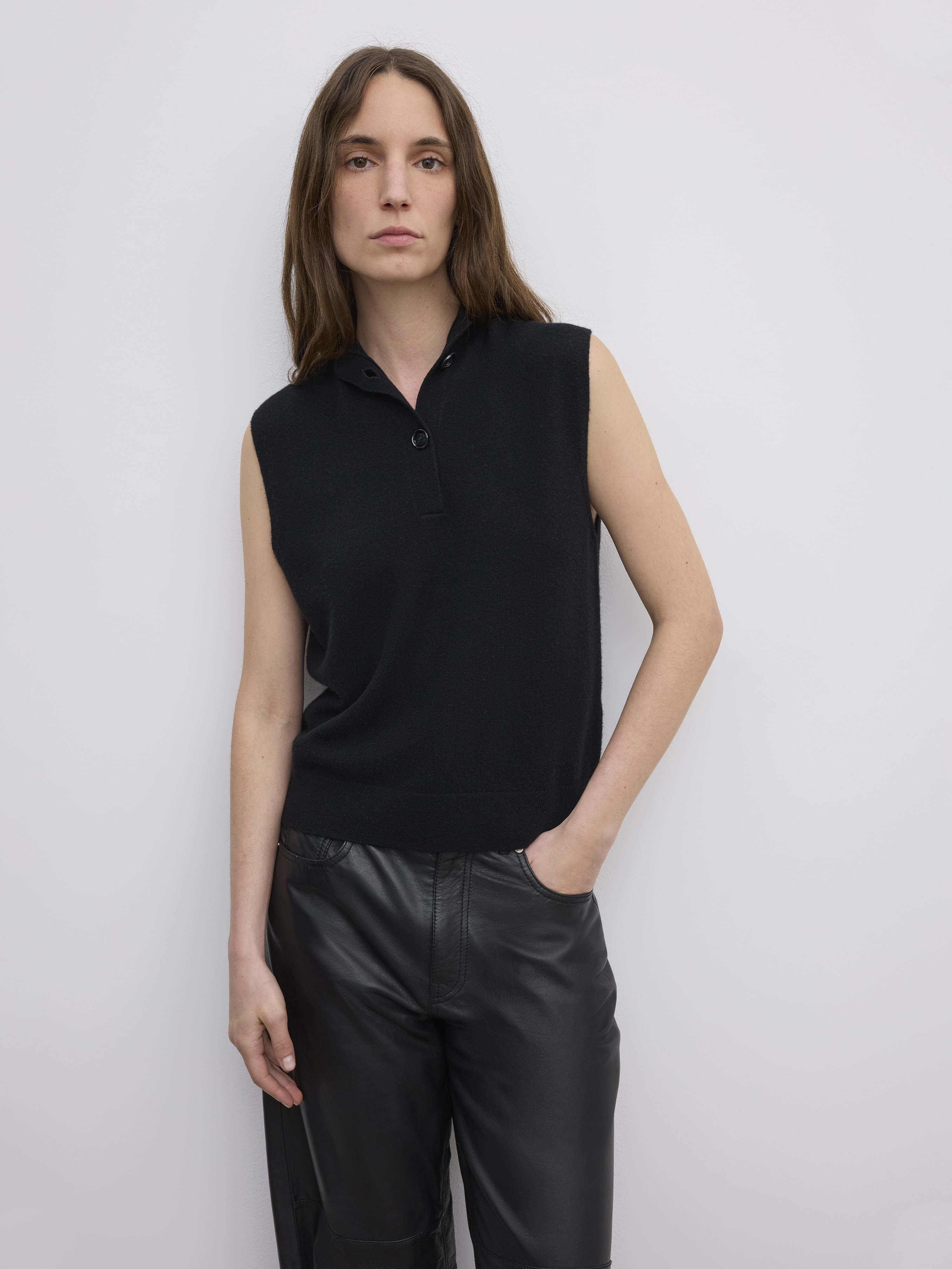Sleeveless Knit Top - 3