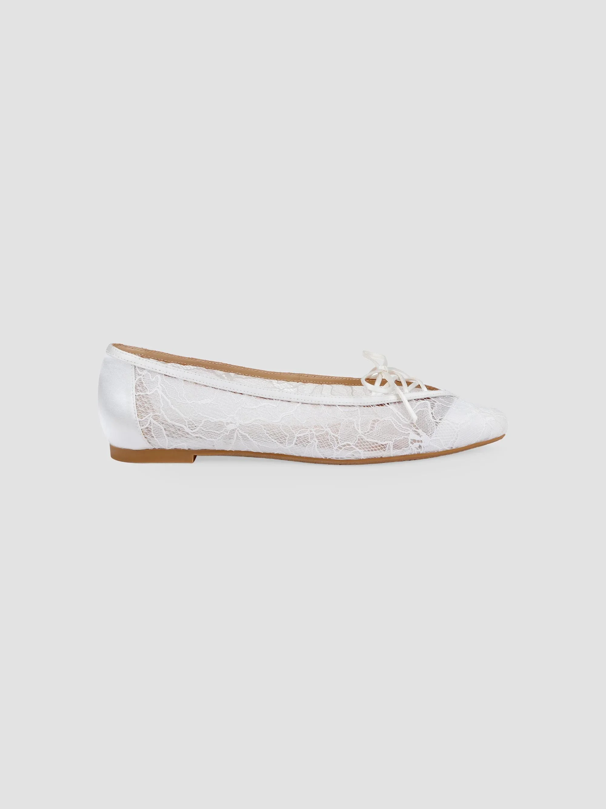 Women's Raelyn Lace Ballet Flats - White Satin - 1