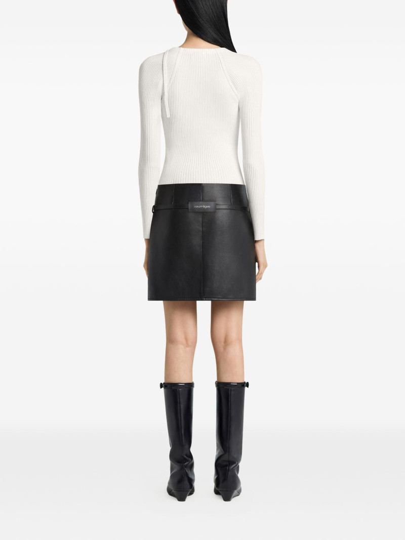 long-sleeve T-shirt 4