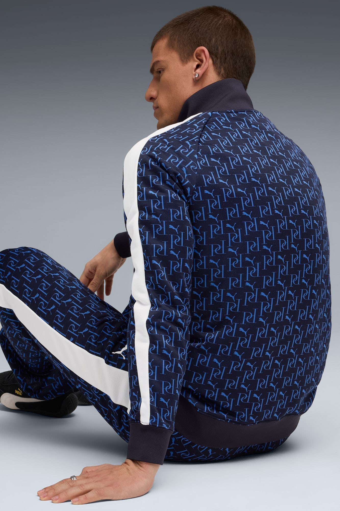 T7 All-Over Print Track Jacket Men - 6