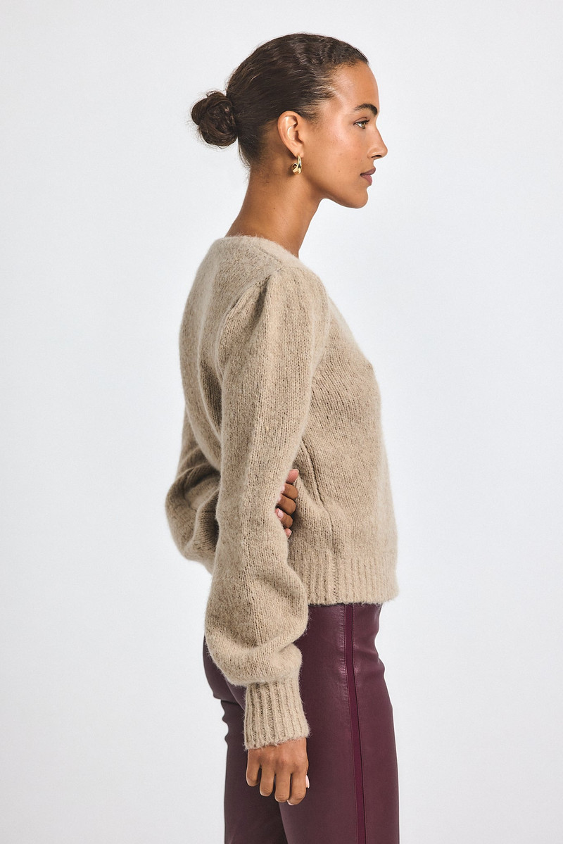 EVANDER PLUSHY SWEATER 3