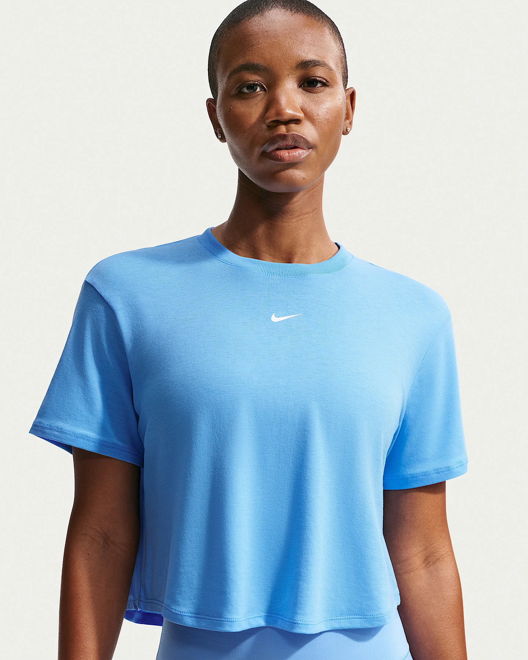 Nike One Relaxed Women's Dri-FIT Cropped Short-Sleeve Top - 1