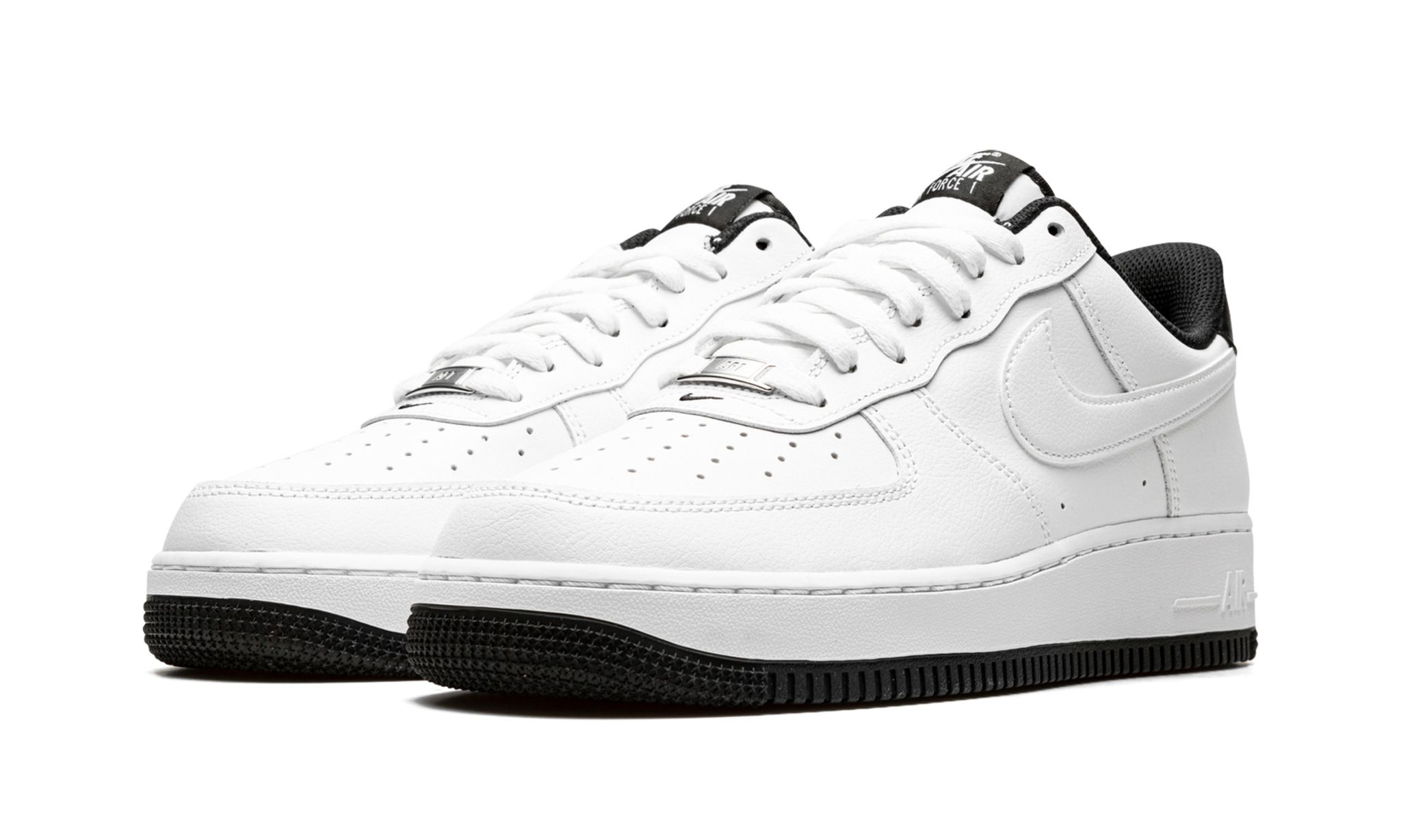 Air Force 1 '07 "White / Black" - 2