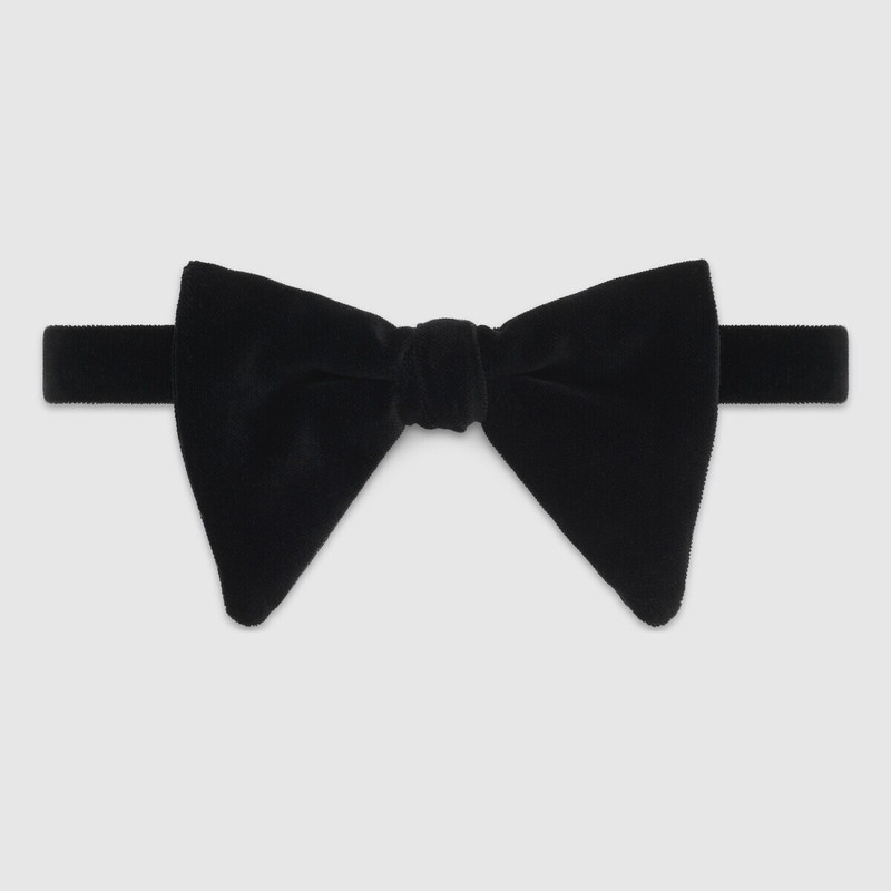 Velvet bow tie 1