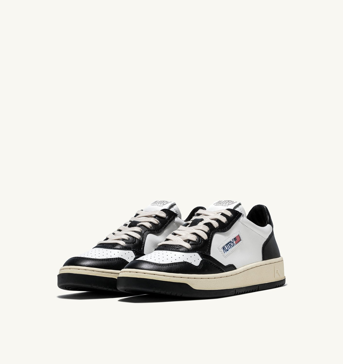 MEDALIST LOW BICOLOR SNEAKERS IN WHITE AND BLACK LEATHER - 2