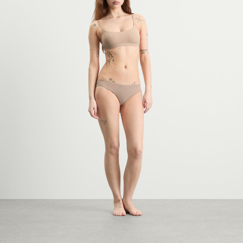 SKIMS SKIMS Fits Everybody Scoop Bralette outlook