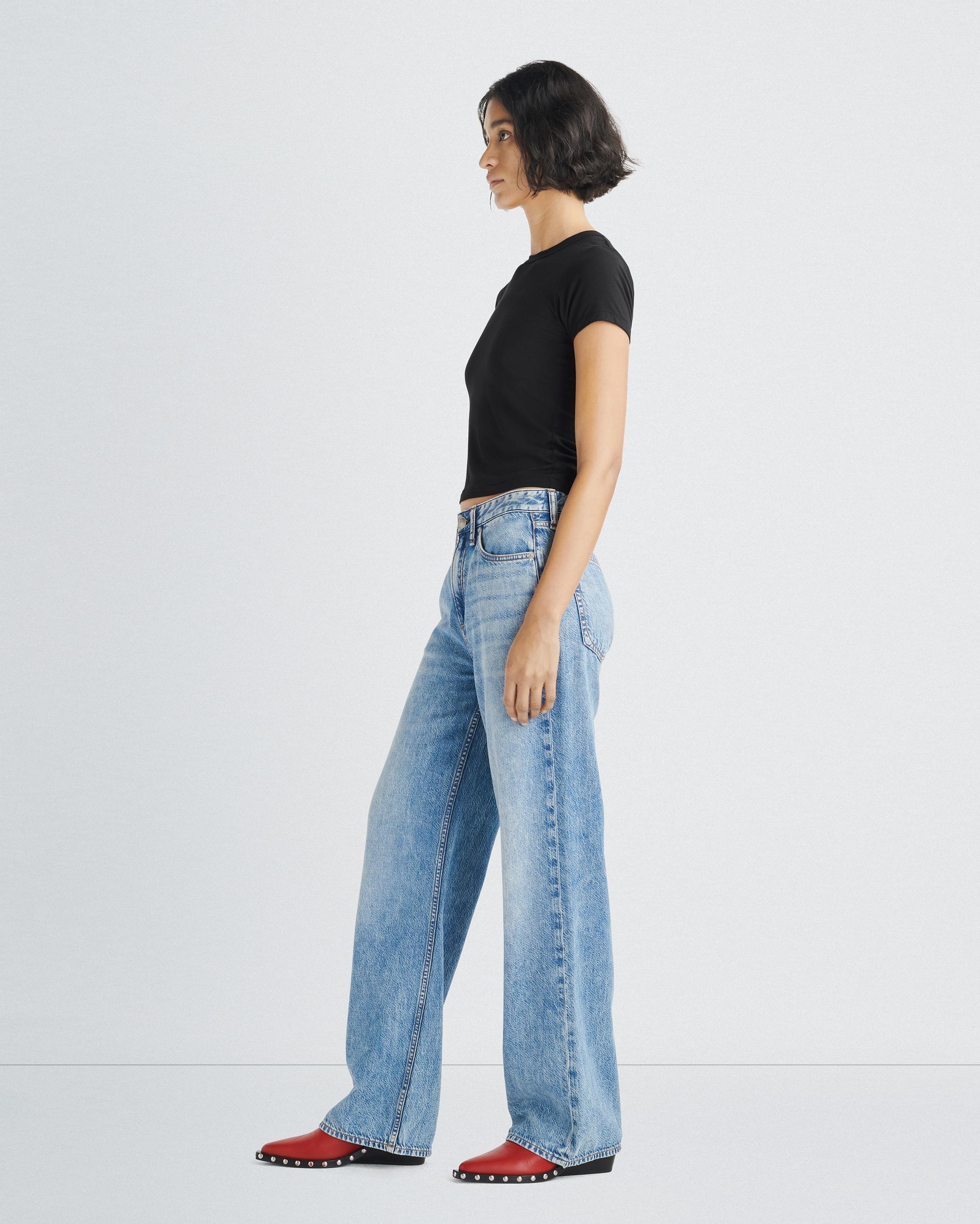 Featherweight Logan Wide-Leg - Audrey
Mid-Rise Featherweight Jean - 4