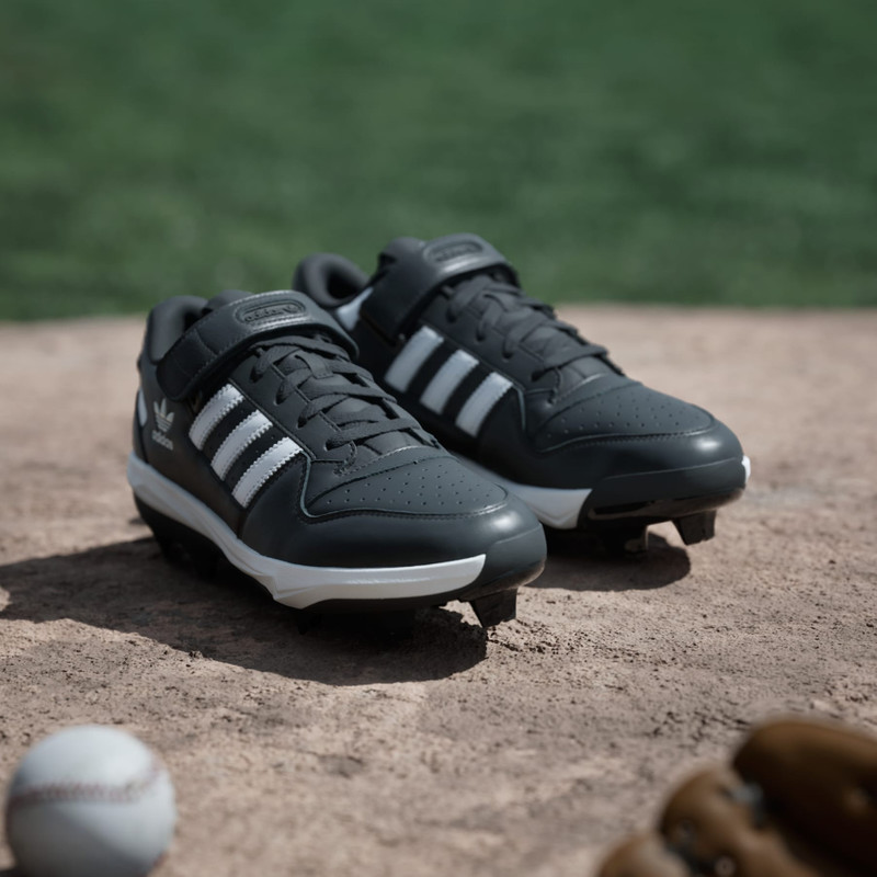 Forum TPU Baseball Cleats 4