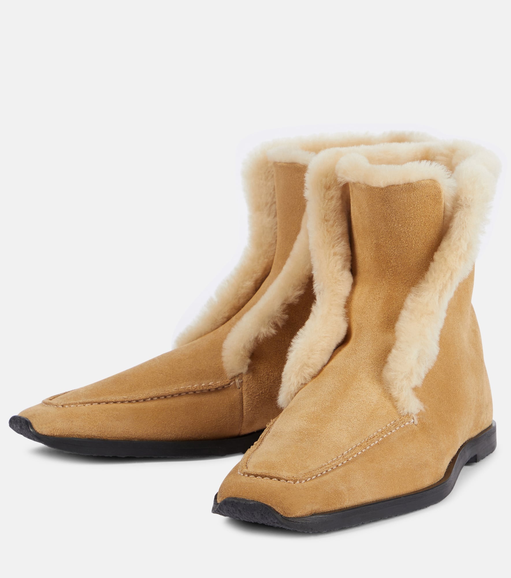 Shearling-lined suede ankle boots - 4