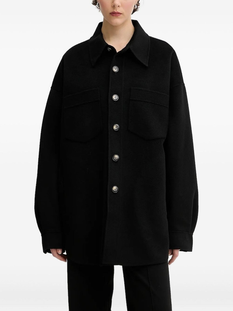 button-fastening shirt jacket 1