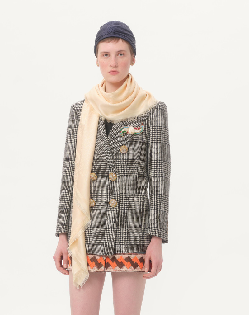 Valentino TOUTE LA V WOOL AND SILK SHAWL outlook